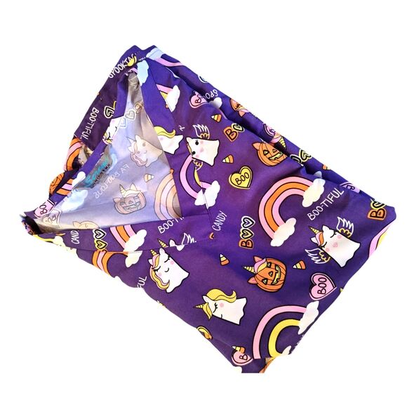 Spooky Halloween Scrub Top V Neck size Large Purple Unicorns Pumpkins Rainbows - Picture 3 of 4